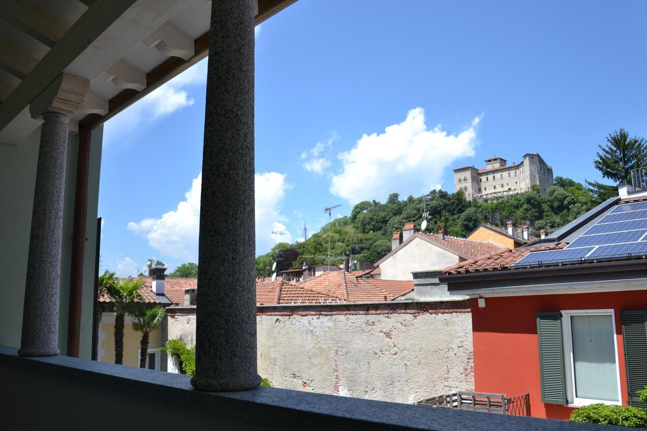 Hotel Ponti Angera Εξωτερικό φωτογραφία