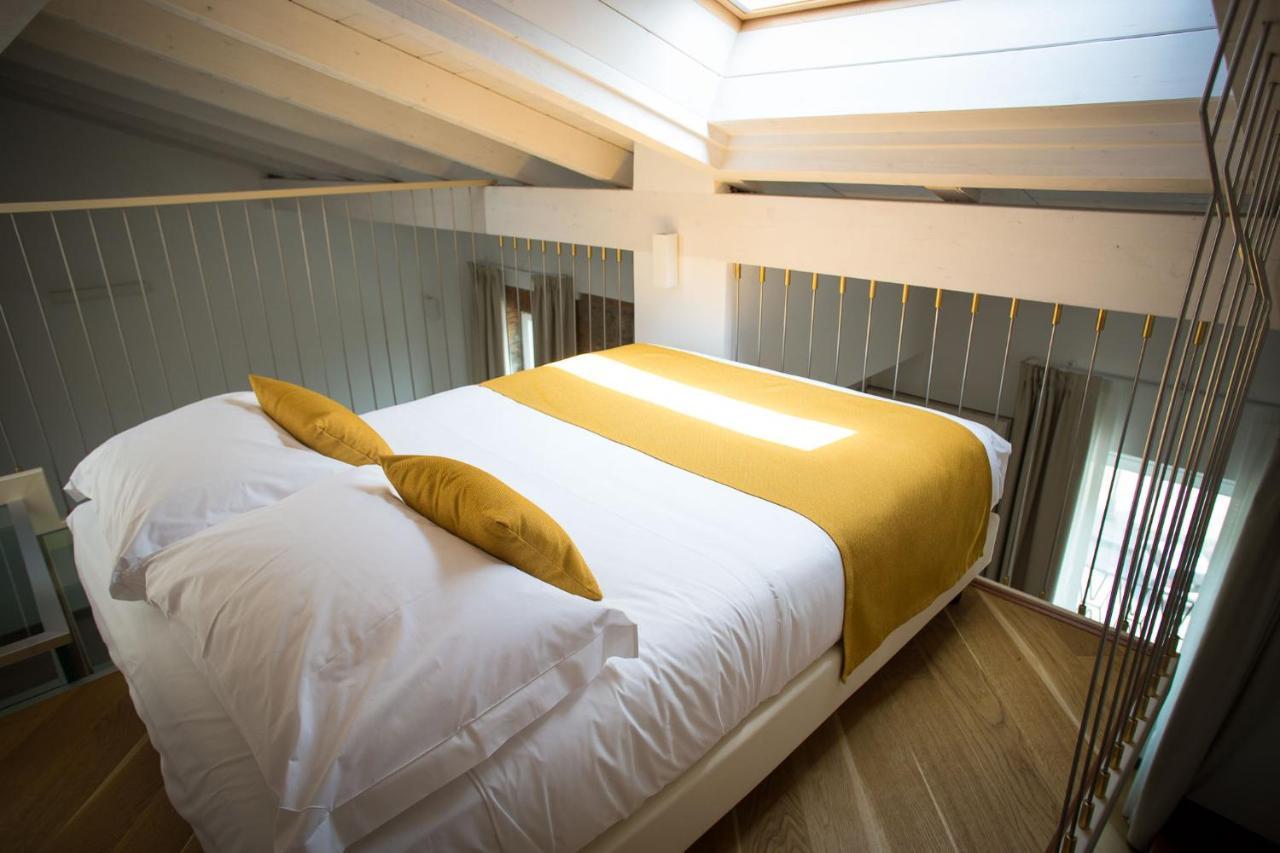 Hotel Ponti Angera Εξωτερικό φωτογραφία