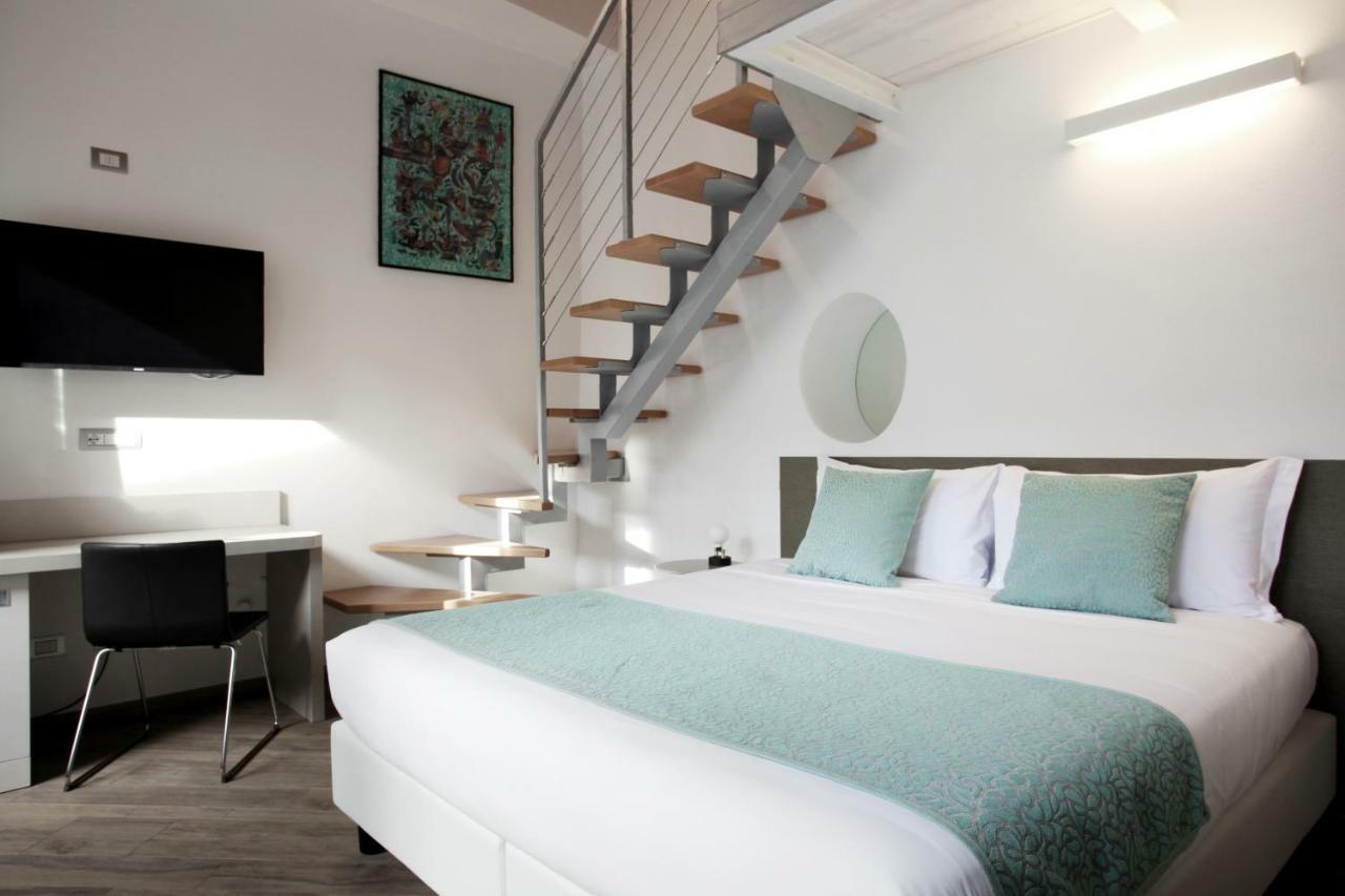 Hotel Ponti Angera Εξωτερικό φωτογραφία