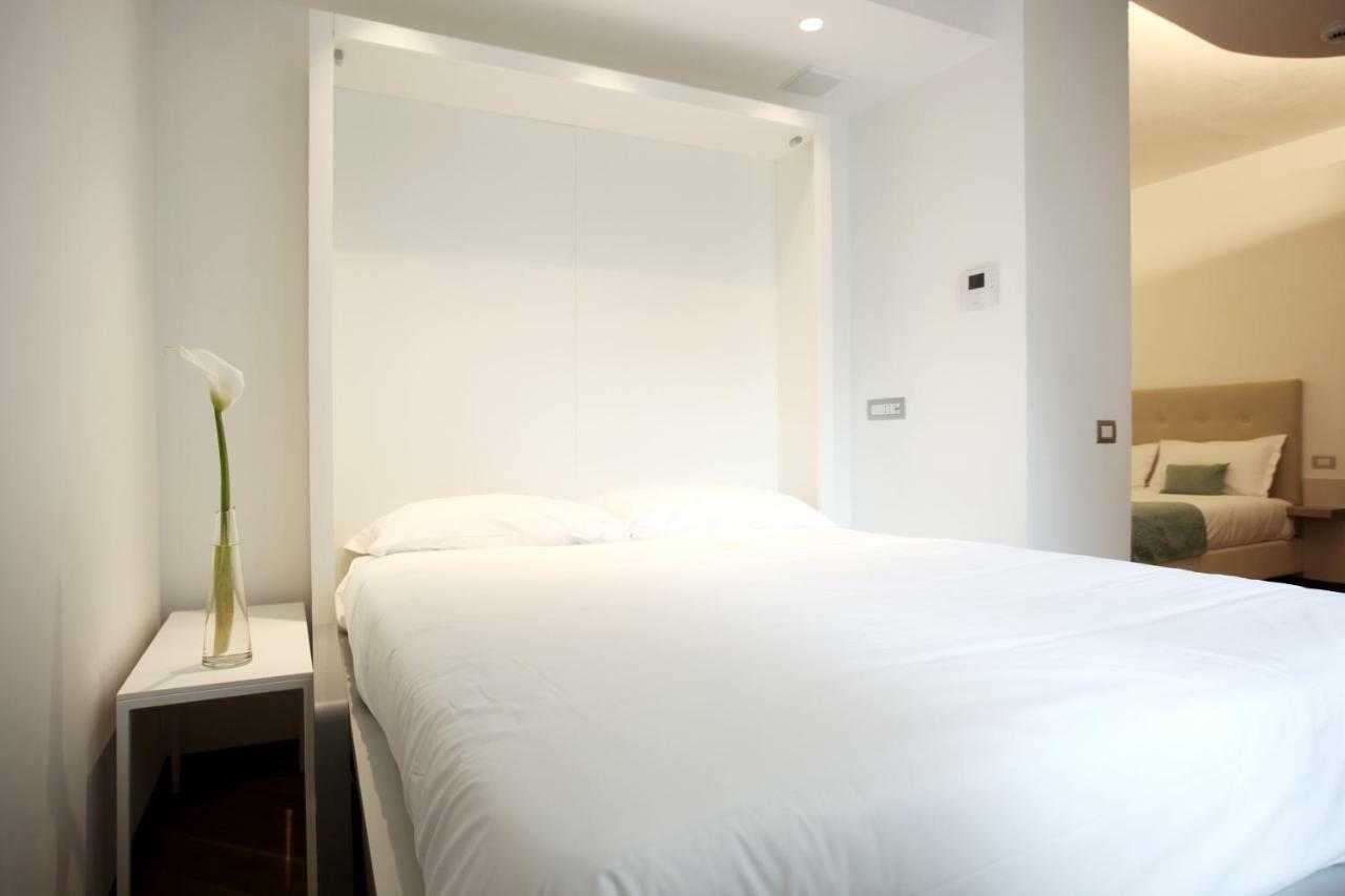 Hotel Ponti Angera Εξωτερικό φωτογραφία