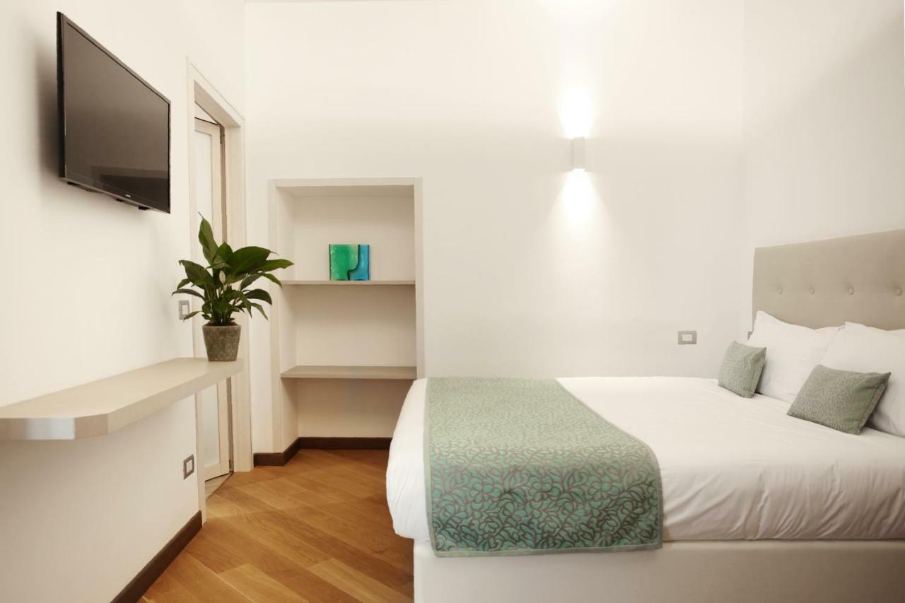 Hotel Ponti Angera Εξωτερικό φωτογραφία
